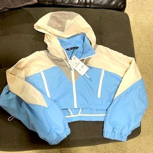 NWT Cropped windbreaker